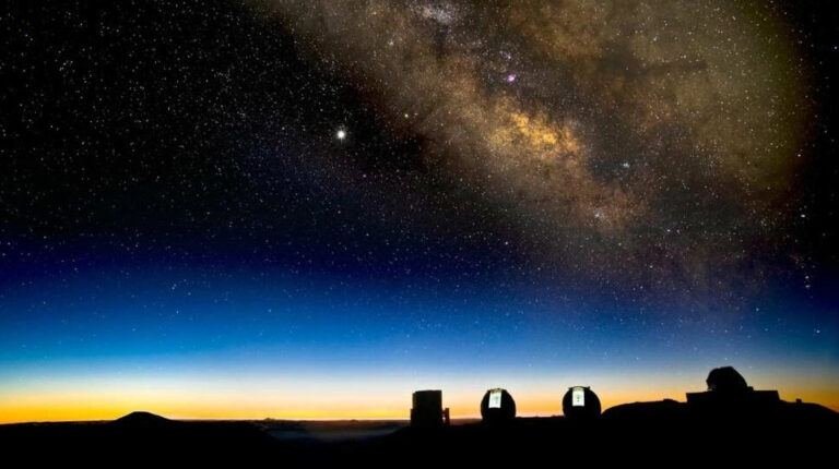 Observation du ciel aux jumelles, premiers pas en astronomie amateur