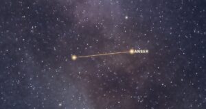 Les étoiles de la constellation du Petit Renard reliées en or sur la Voie lactée, dont Anser